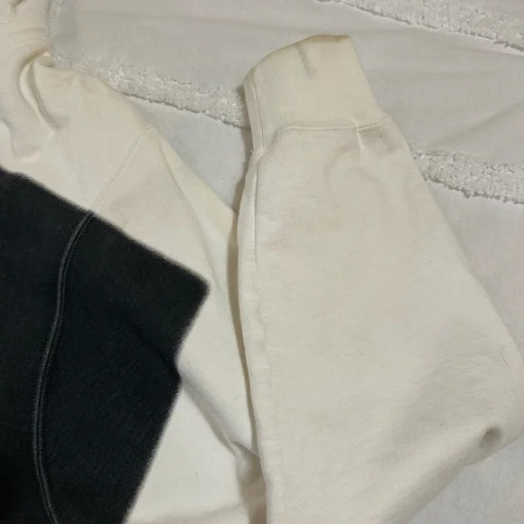 Supreme hoodie with teeth gems - Picture 5 of 5